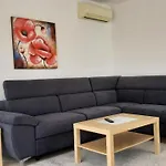 Klaudio Kampac 9a *