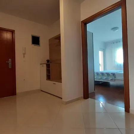 Klaudio Kampac 9a Apartman *